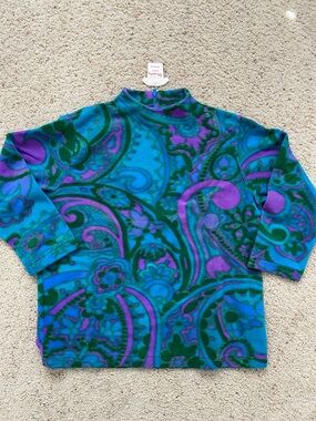 70’s Shapely Classic Mock Turtleneck Blouse. Size S. NWT.